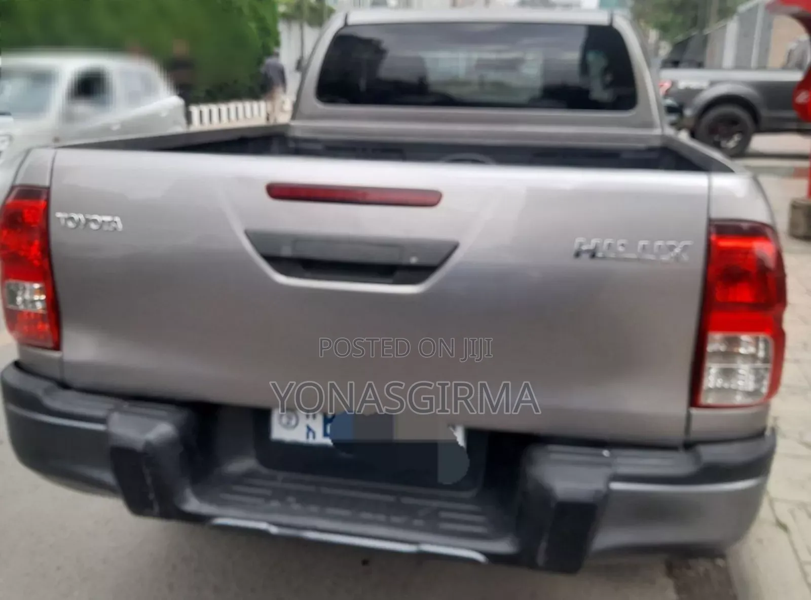 Toyota Hilux 2020 Brown