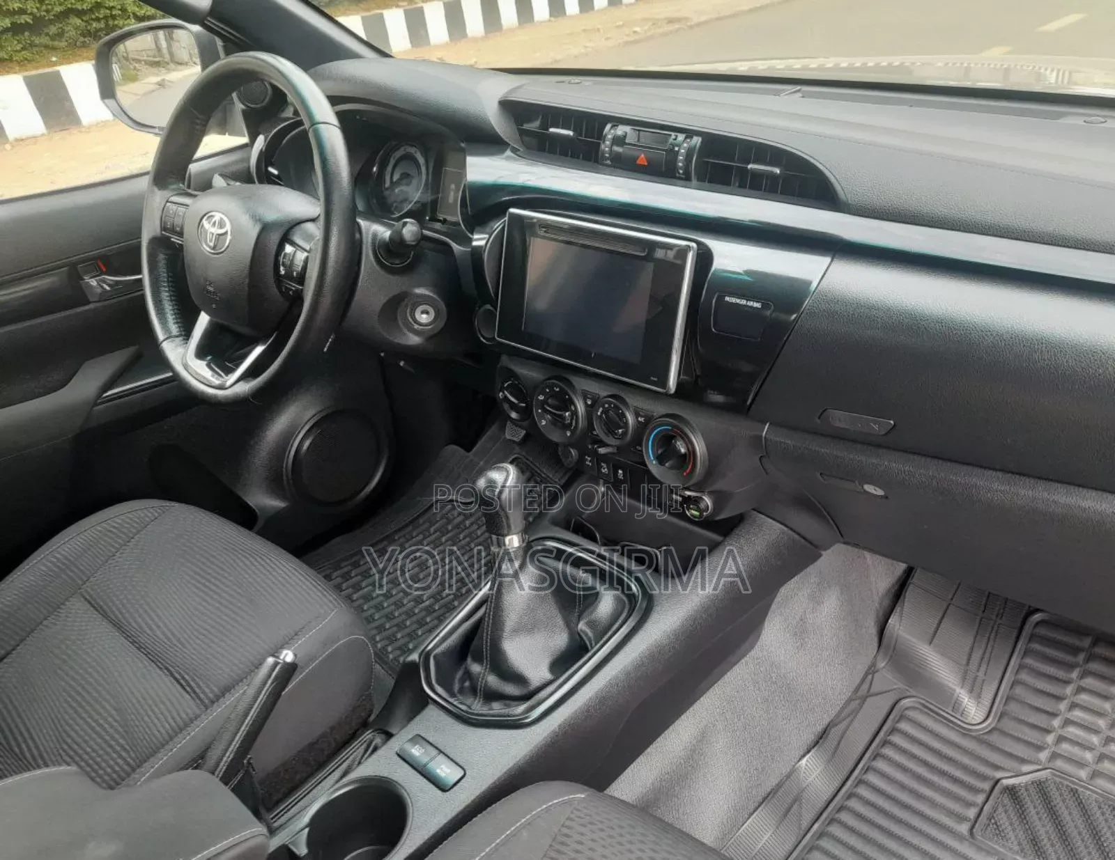 Toyota Hilux 2020 Brown
