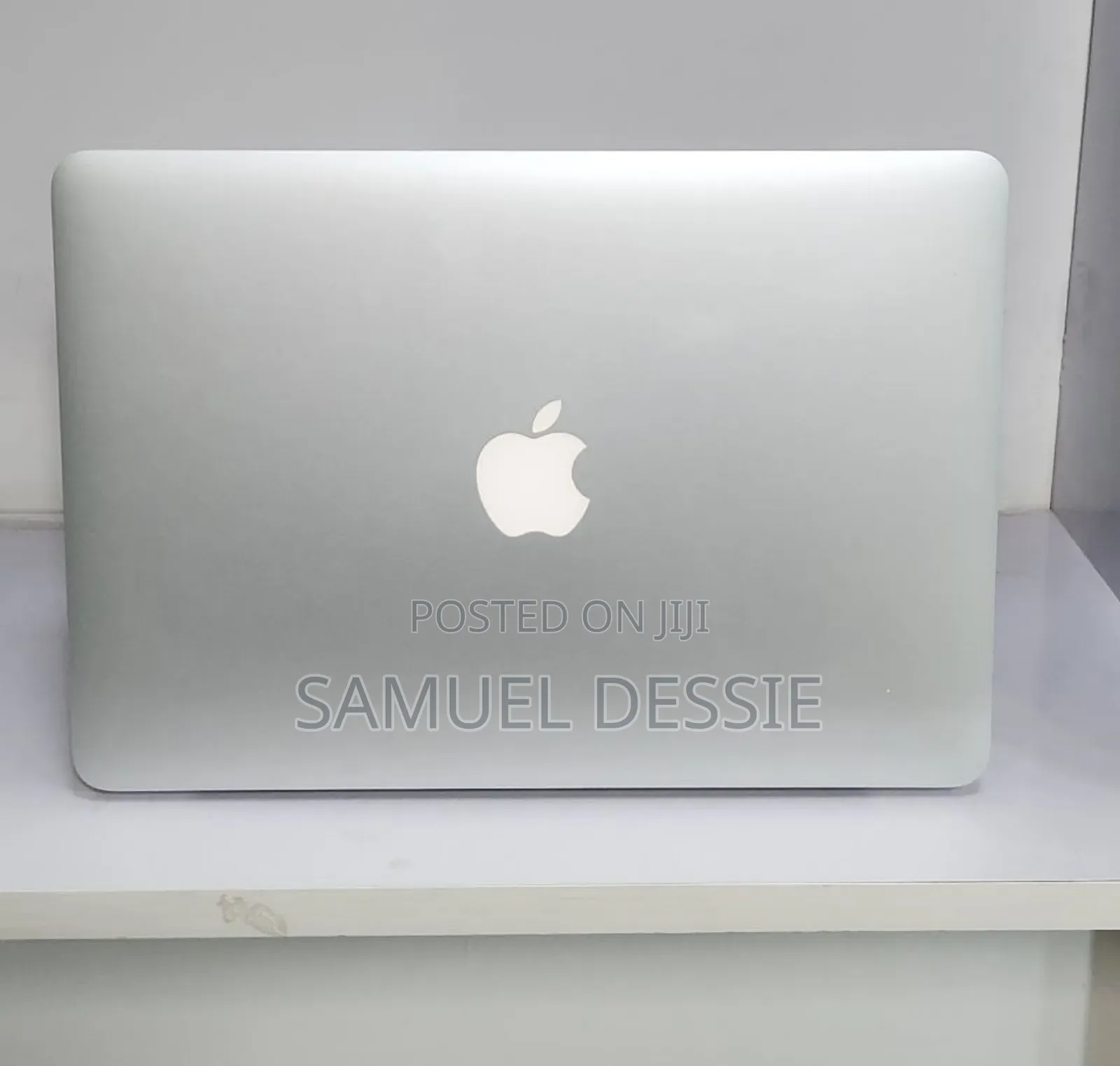 New Laptop Apple MacBook Pro 2015 16GB Intel Core i7 SSD 512GB