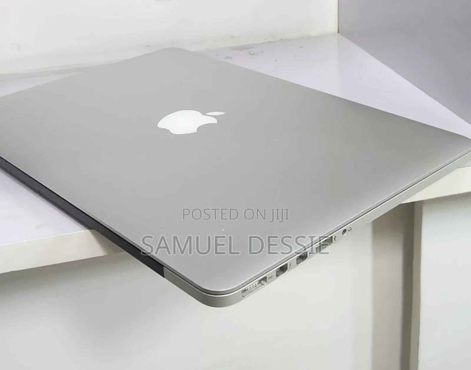 New Laptop Apple MacBook Pro 2015 16GB Intel Core i7 SSD 512GB