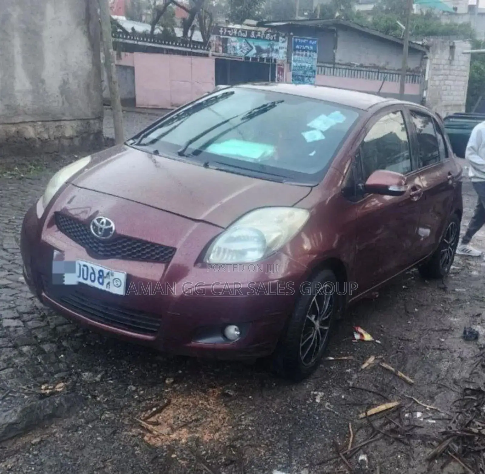 Toyota Yaris 2010 Burgundy