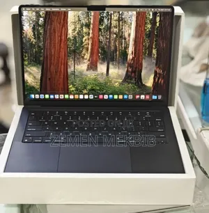 New Laptop Apple MacBook Pro 2024 M4 14-inch 16GB Intel Core i9 SSD 1T