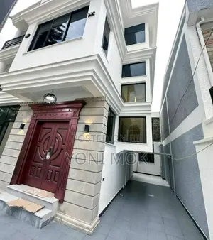 Furnished 5bdrm House in Bole for sale