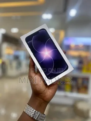 New Apple iPhone 17e 256 GB