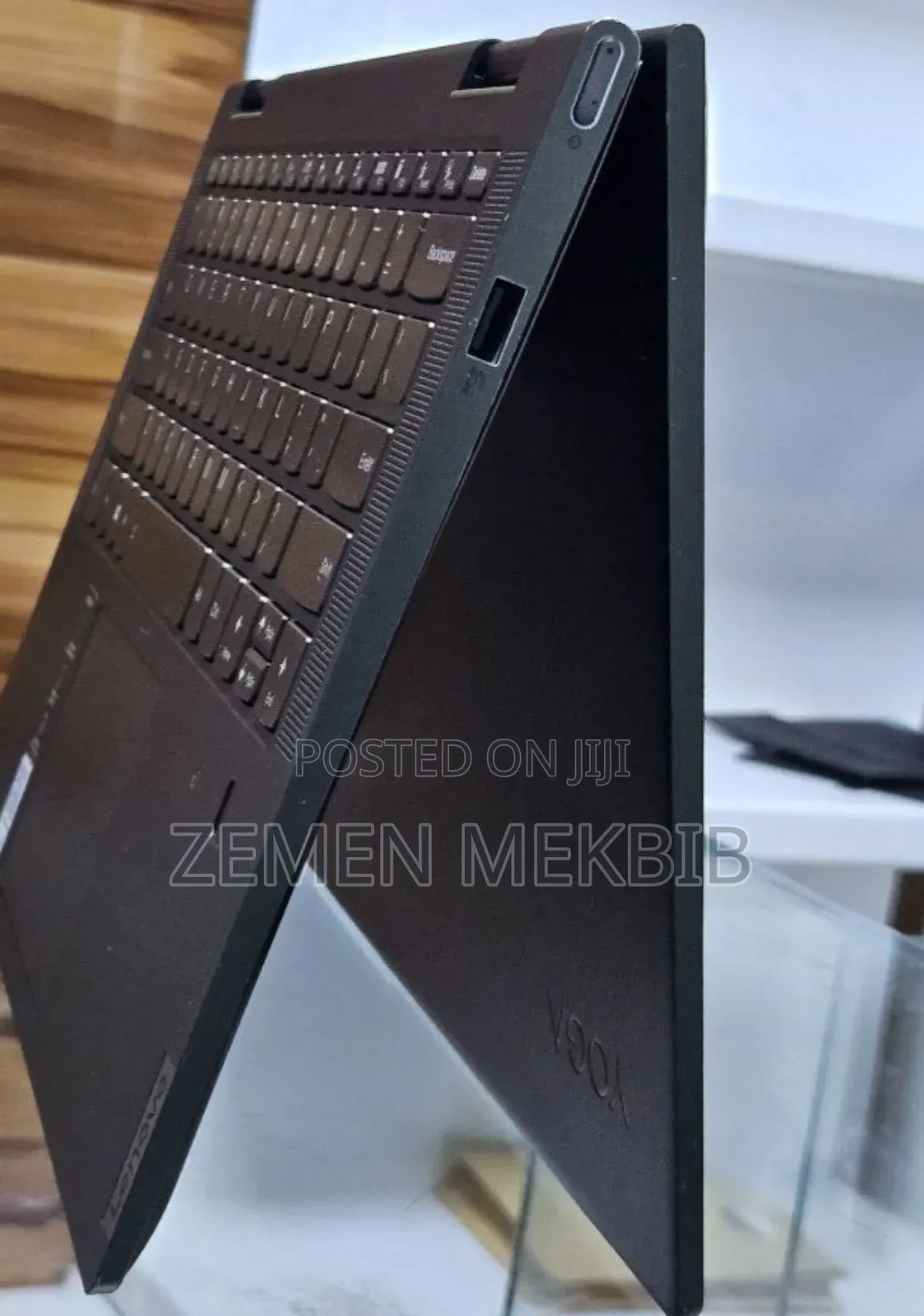 New Laptop Lenovo Yoga 7i 12GB Intel Core i5 SSD 512GB