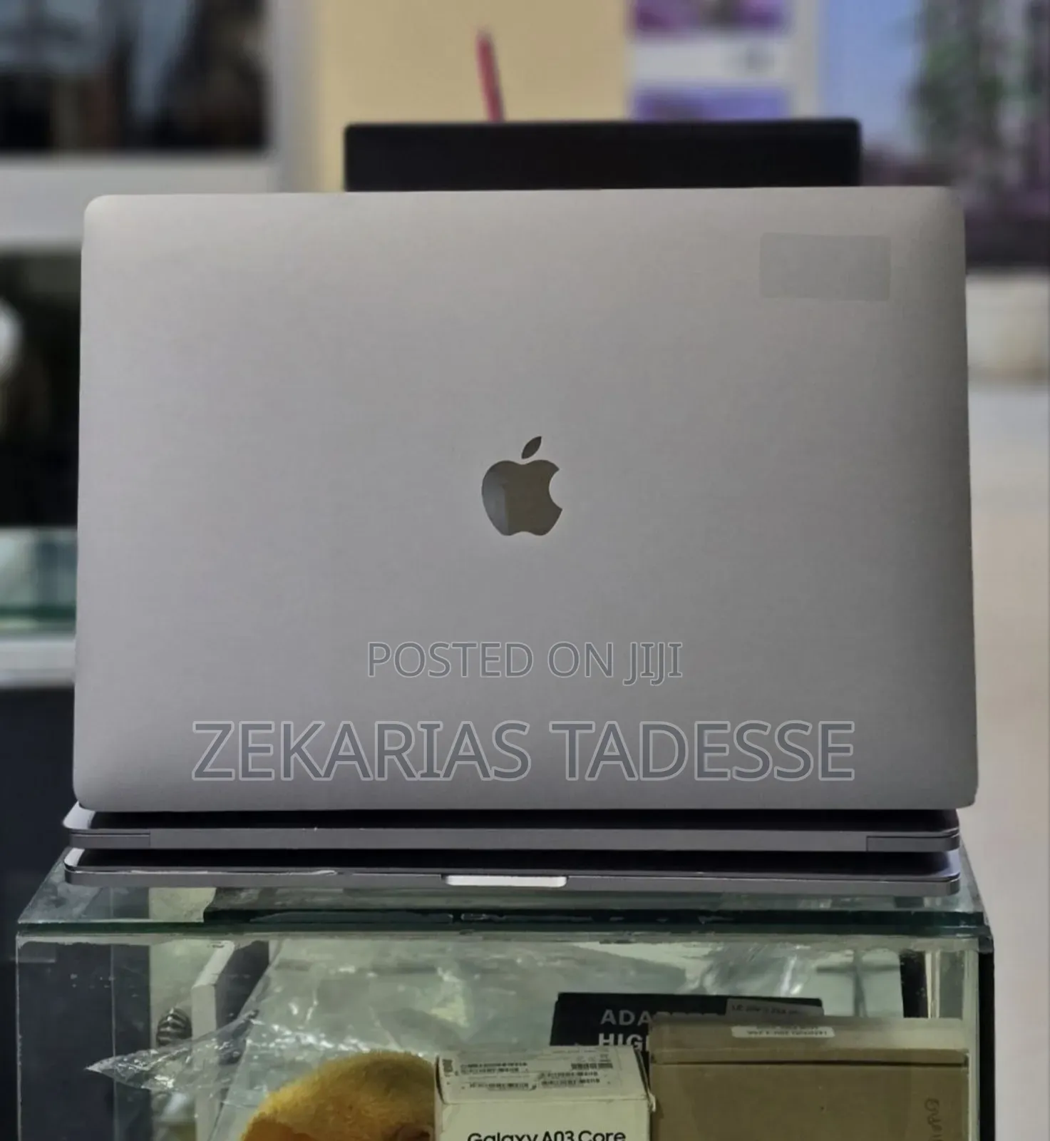 New Laptop Apple MacBook Pro 2017 16GB Intel Core i7 SSD 512GB
