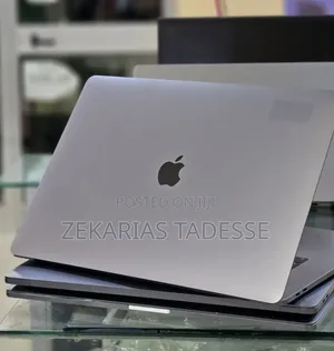 New Laptop Apple MacBook Pro 2017 16GB Intel Core i7 SSD 512GB