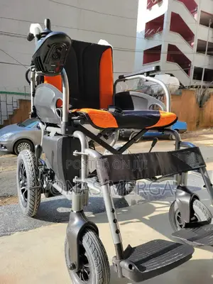 High-End Electric Wheelchair軨風for Seniors Is a Durable比弗engineዊልቼር
