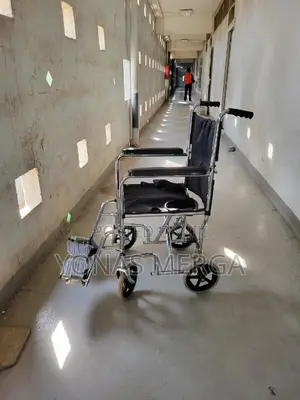 Small Wheel Wheelchair囗盹old Age Patients Travel