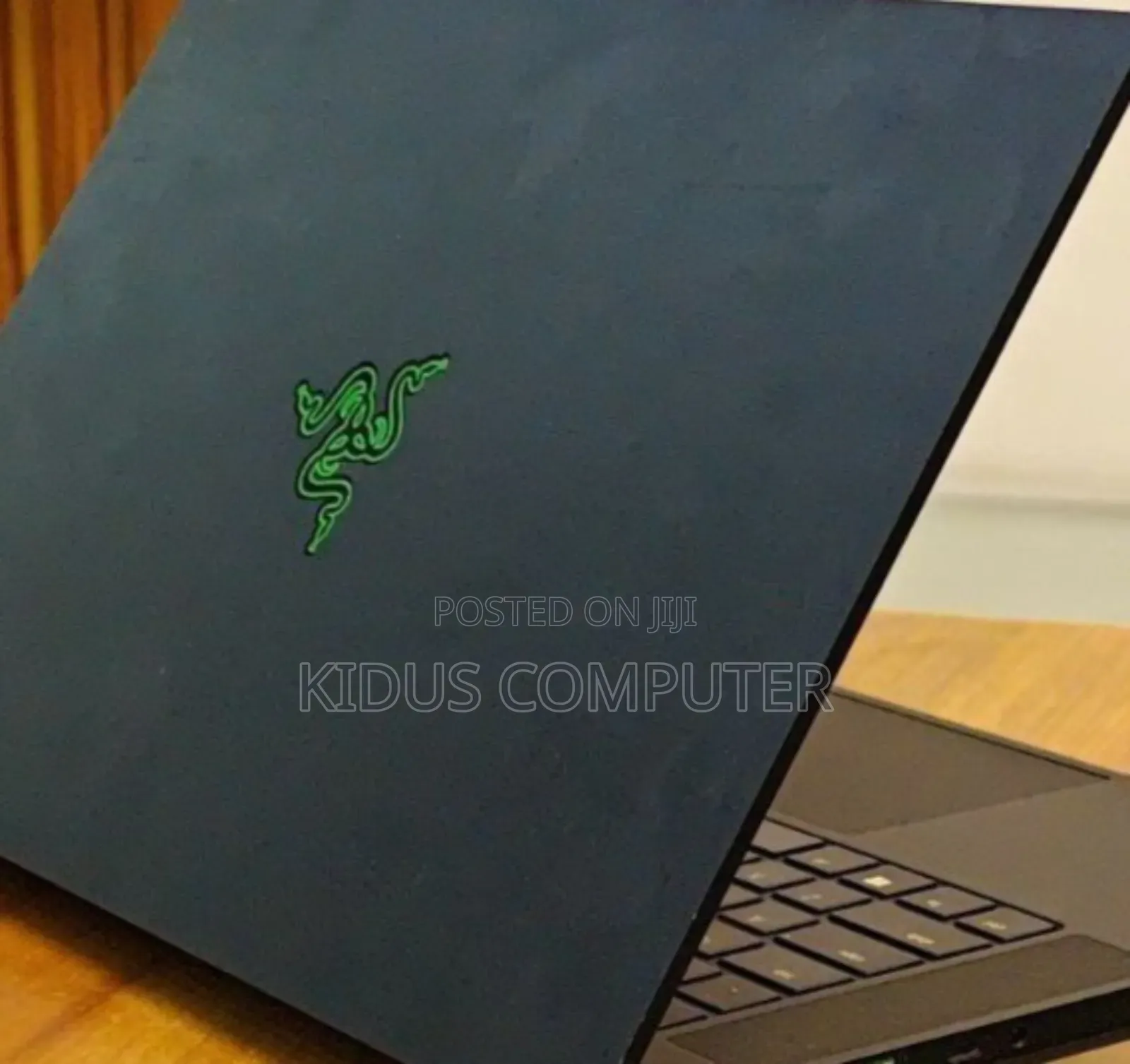 New Laptop Razer Blade 16GB Intel Core i7 SSD 512GB