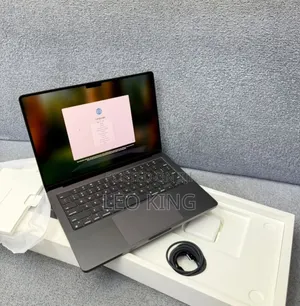 New Laptop Apple MacBook Pro 2024 M4 14-inch 16GB Apple M4 SSD 16 GB
