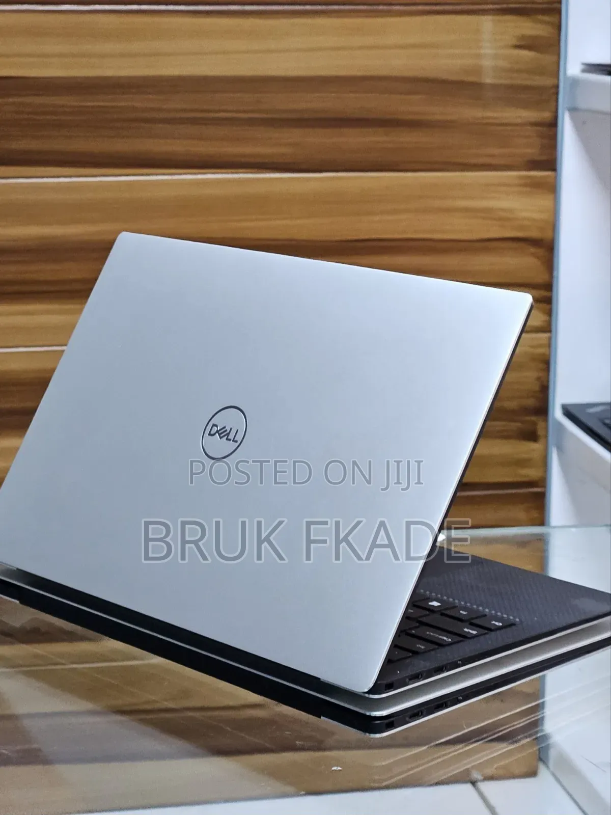 New Laptop Dell XPS 13 16GB Intel Core i7 SSD 512GB