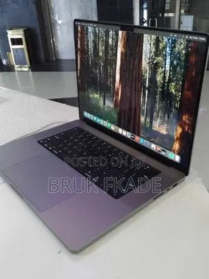 New Laptop Apple MacBook Pro 2021 M1 32GB Apple M1 Pro SSD 1T