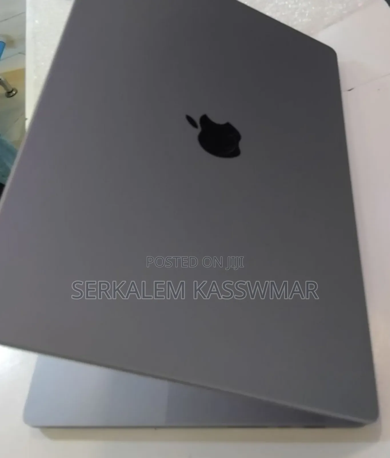 New Laptop Apple MacBook Pro 2021 M1 32GB Apple M1 SSD 1T