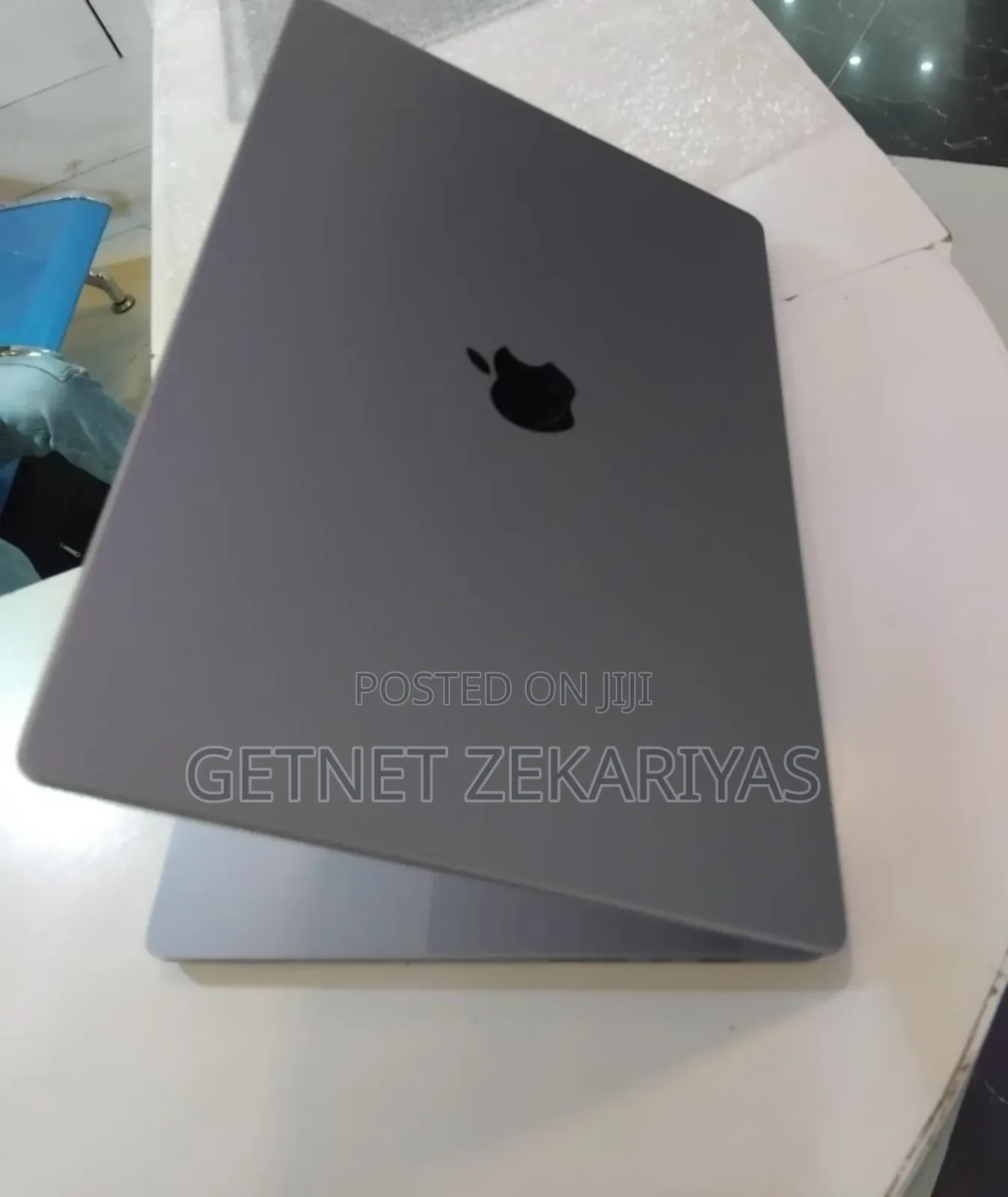 New Laptop Apple MacBook Pro M1 32GB Apple M1 Pro SSD 1T