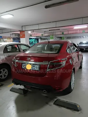 Toyota Yaris 2013 Red
