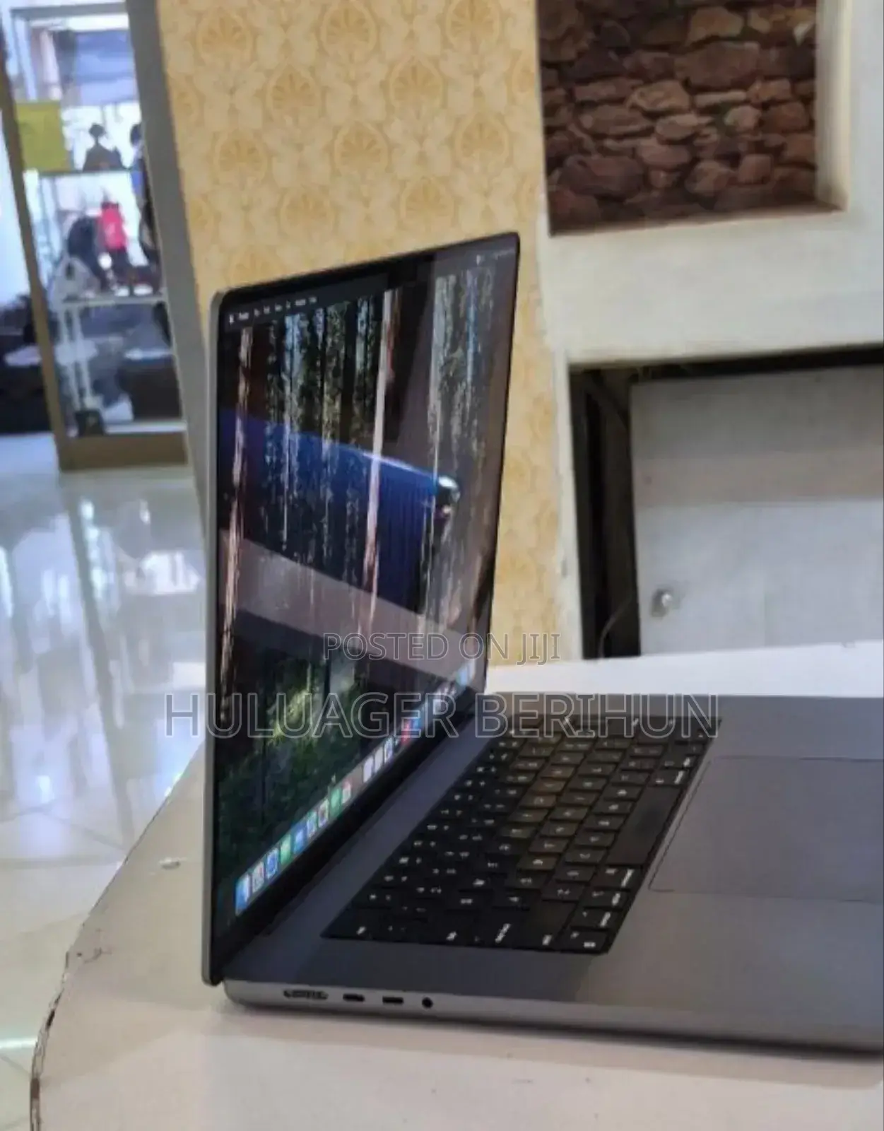 New Laptop Apple MacBook Pro 2021 M1 16GB Apple M1 SSD 1T