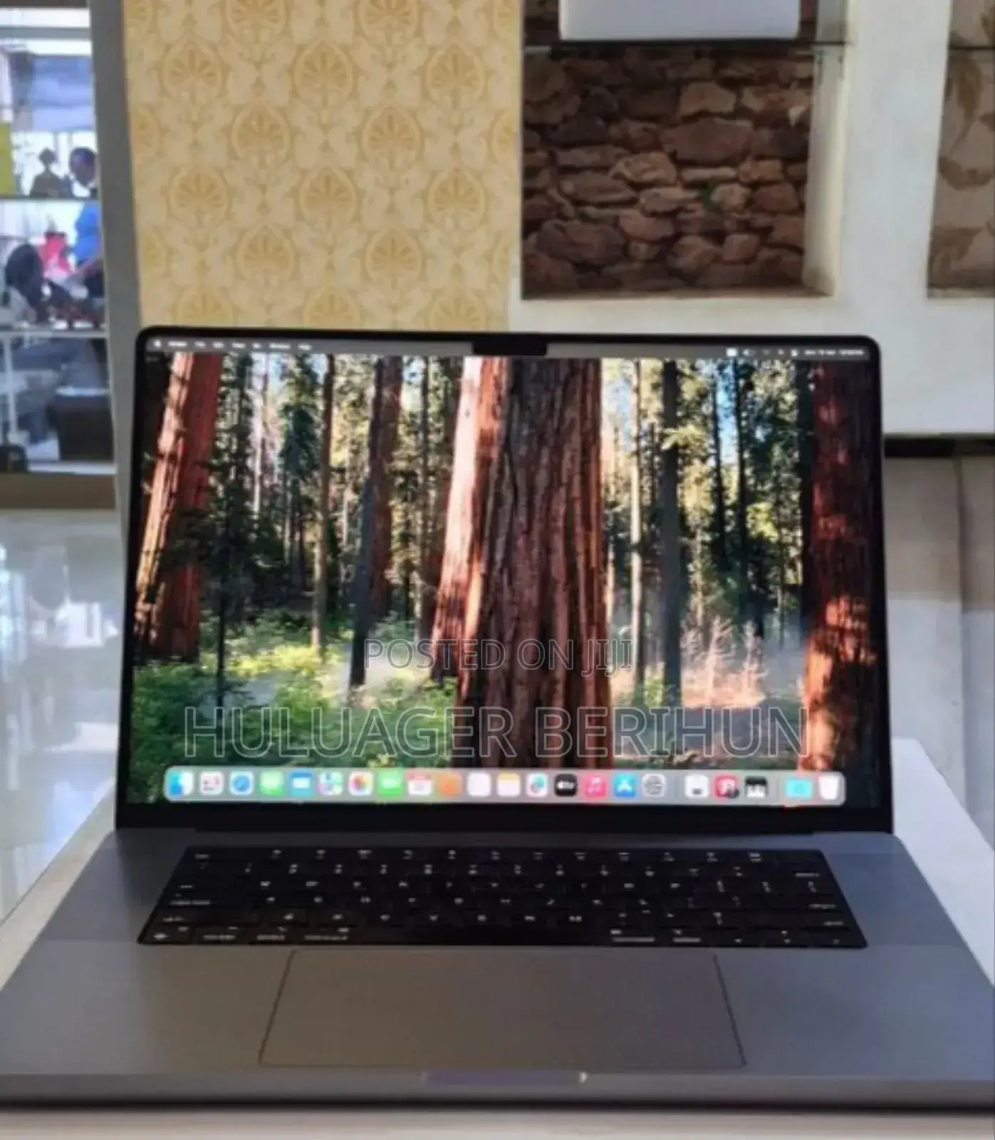 New Laptop Apple MacBook Pro 2021 M1 16GB Apple M1 SSD 1T