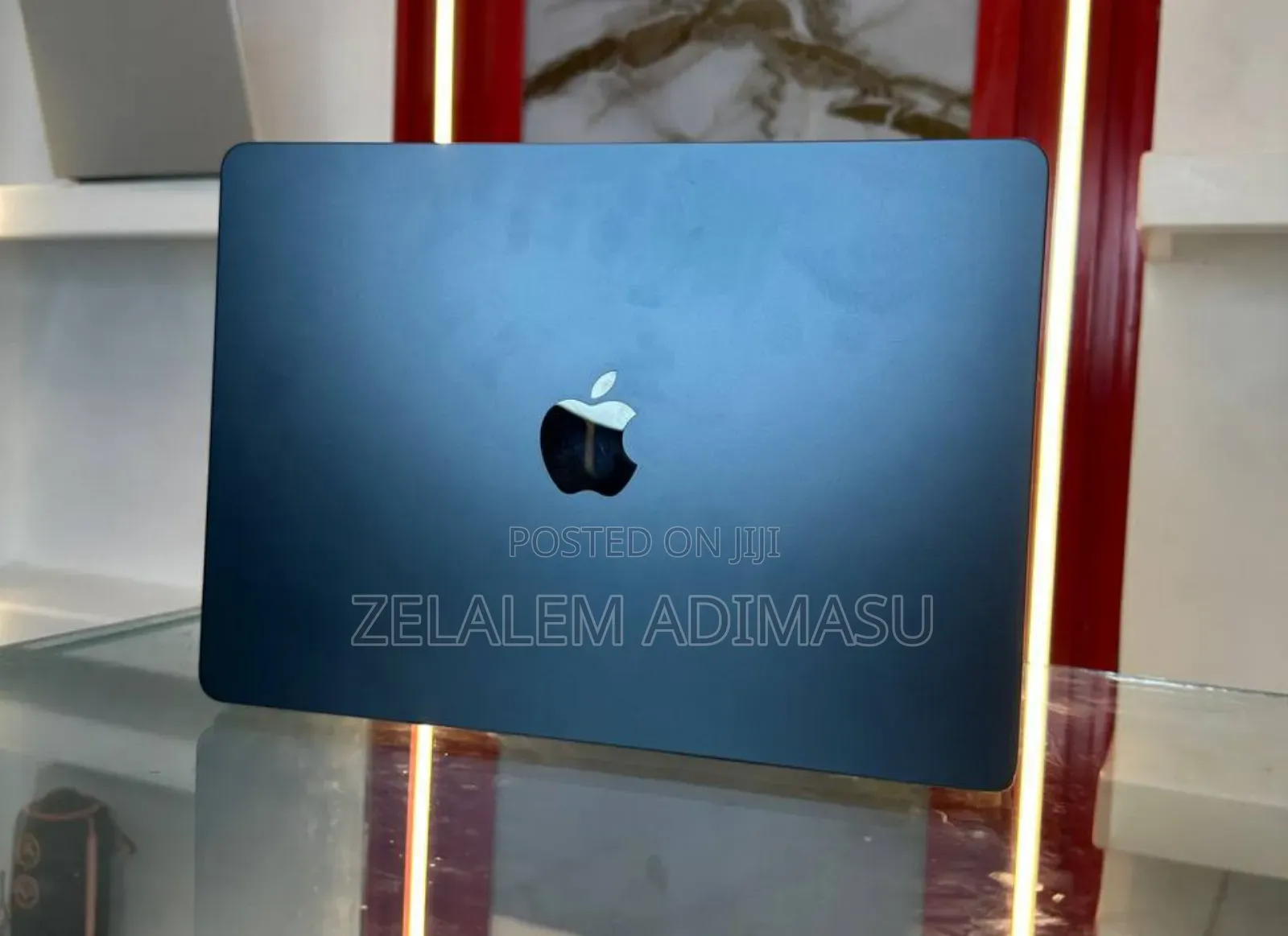 New Apple MacBook Air 2024 M3 13-inch 16GB Intel Core M3 SSD 512GB
