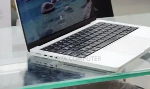 New Laptop Apple MacBook Pro 16GB Apple M1 SSD 512GB