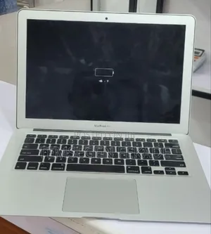 New Laptop Apple MacBook Air 8GB Intel Core i7 SSD 512GB