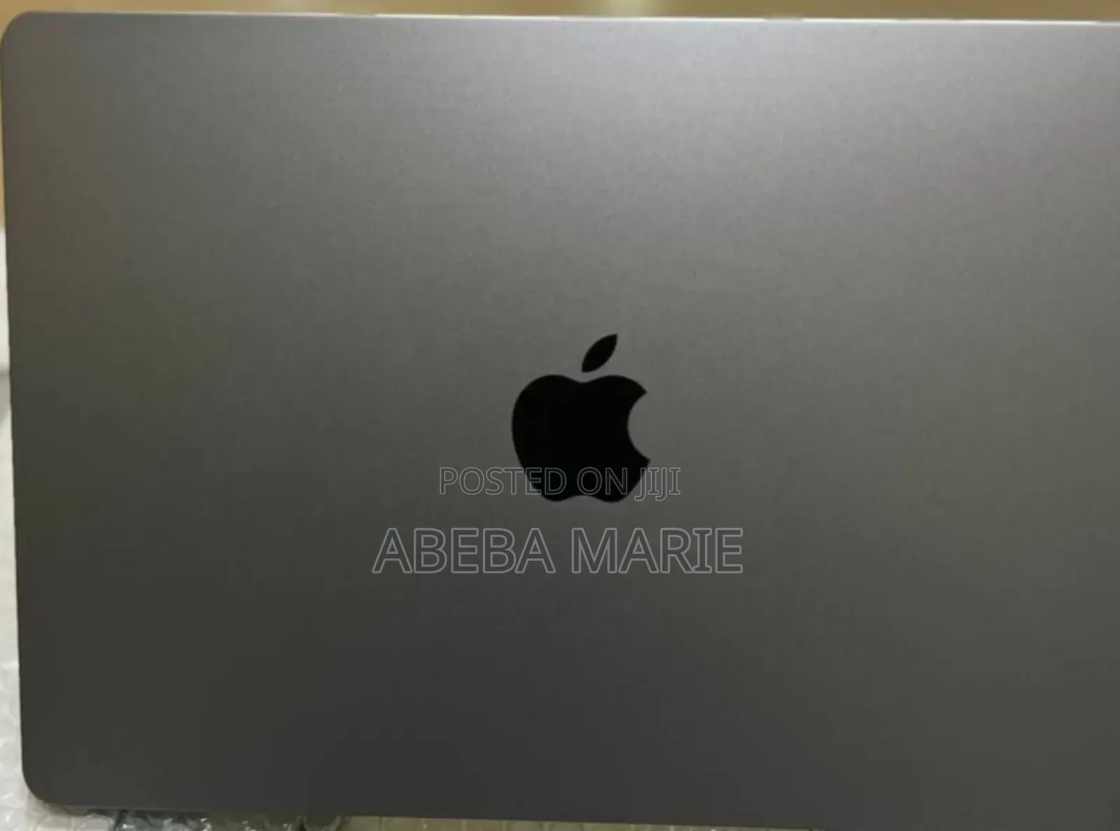 New Laptop Apple MacBook Air 2022 M2 8GB Apple M2 SSD 256GB