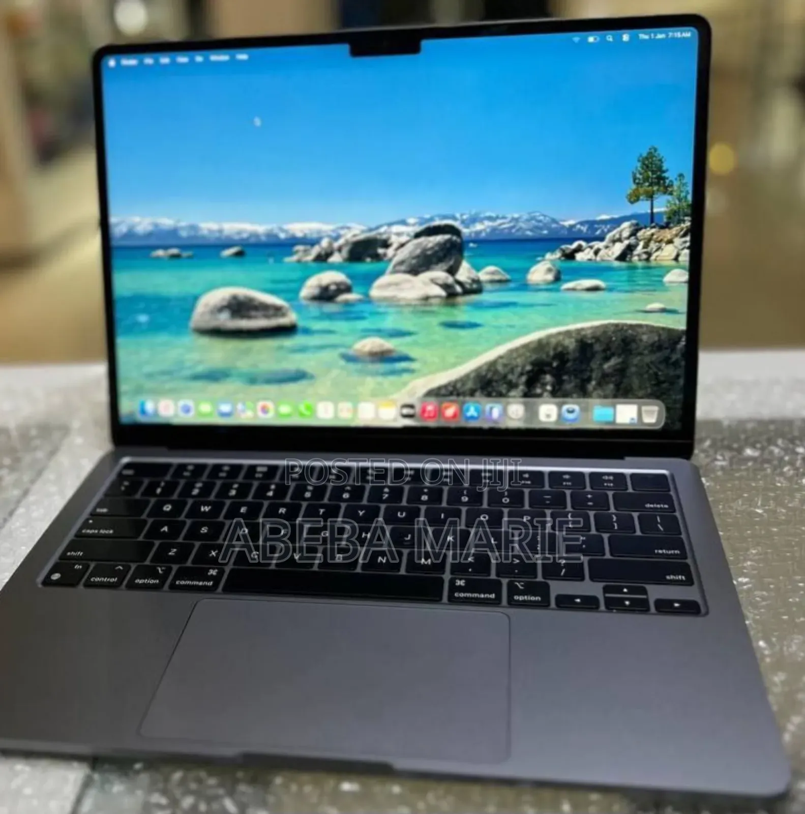 New Laptop Apple MacBook Air 2022 M2 8GB Apple M2 SSD 256GB