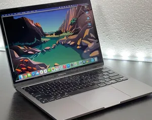 New Laptop Apple MacBook Pro M1 8GB Apple M1 Pro SSD 256GB