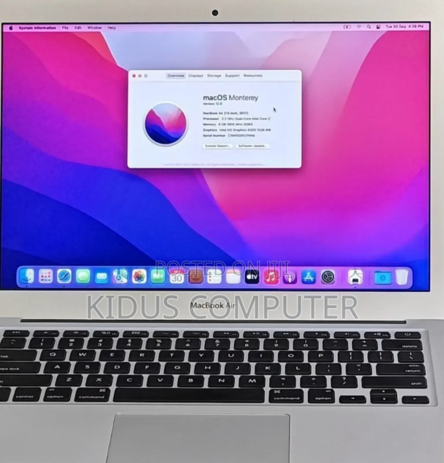 New Laptop Apple MacBook Pro 2017 8GB Intel Core i7 SSD 512GB