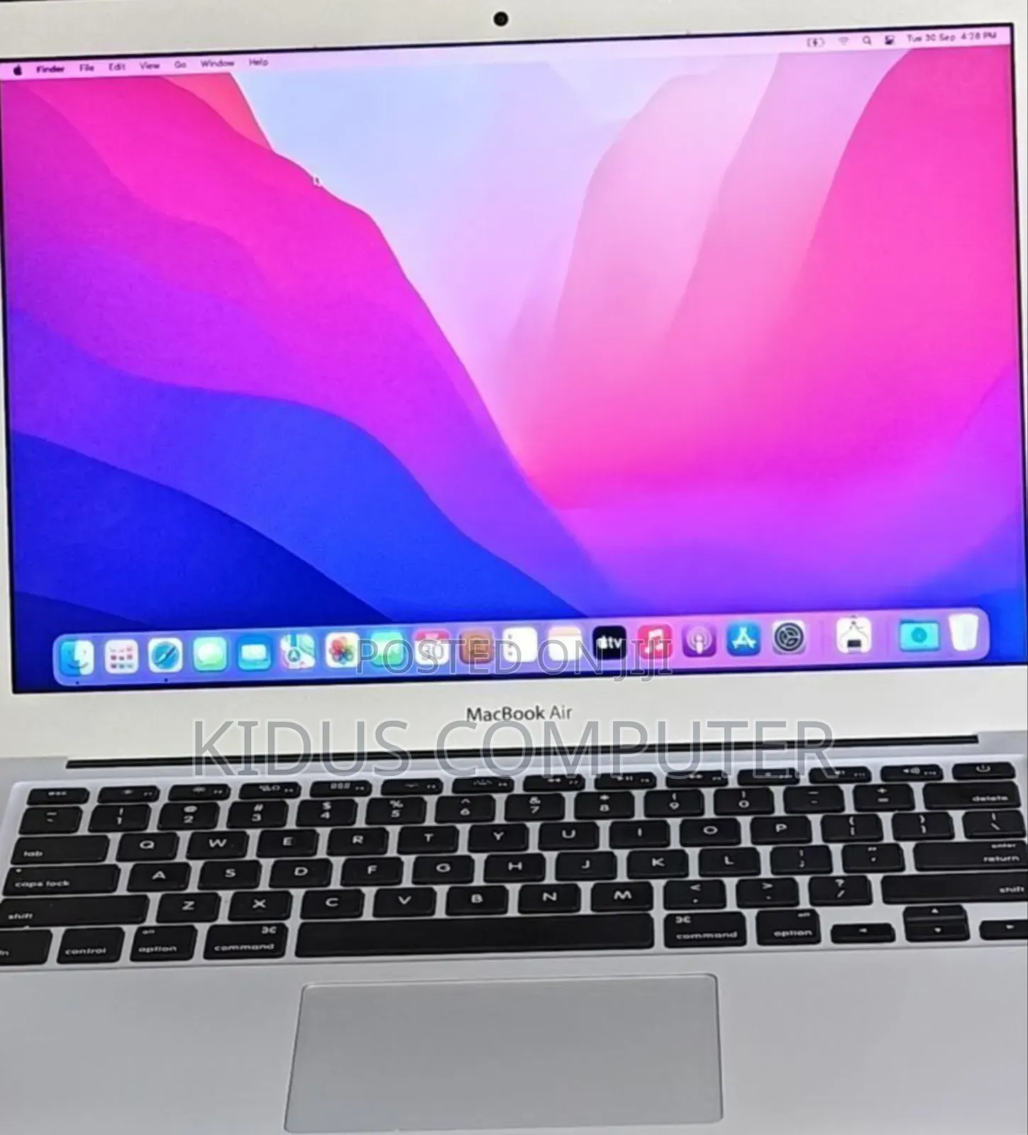 New Laptop Apple MacBook Pro 2017 8GB Intel Core i7 SSD 512GB