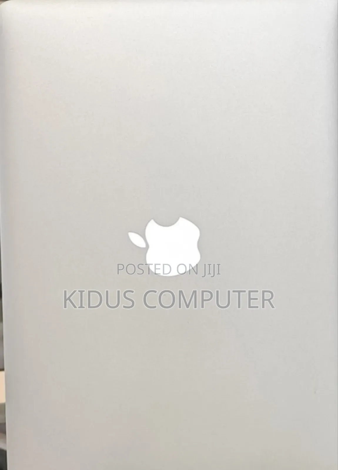 New Laptop Apple MacBook Pro 2017 8GB Intel Core i7 SSD 512GB