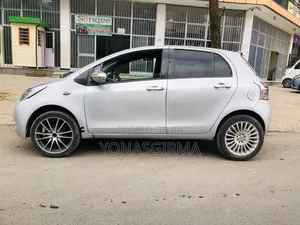 Toyota Yaris 2006 Silver