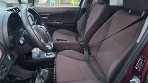 Toyota Yaris 2011 Burgundy