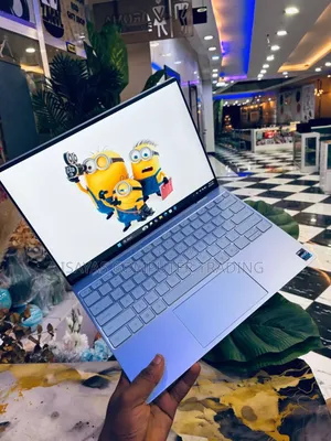 New Laptop Dell XPS 13 8GB Intel Core i5 SSD 256GB