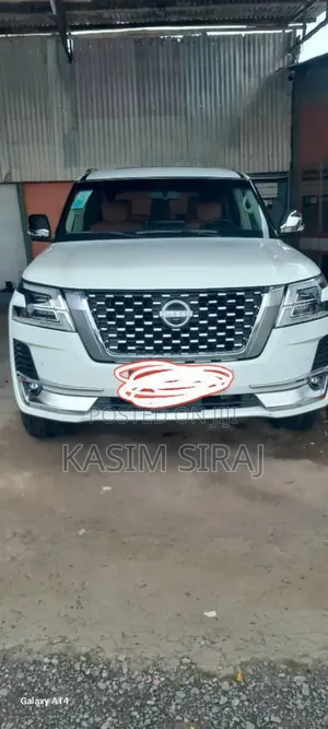 Nissan Patrol 2017 White