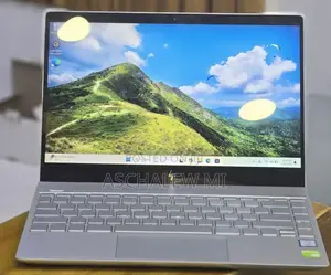 New Laptop HP Envy 13 16GB Intel Core i7 SSD 512GB