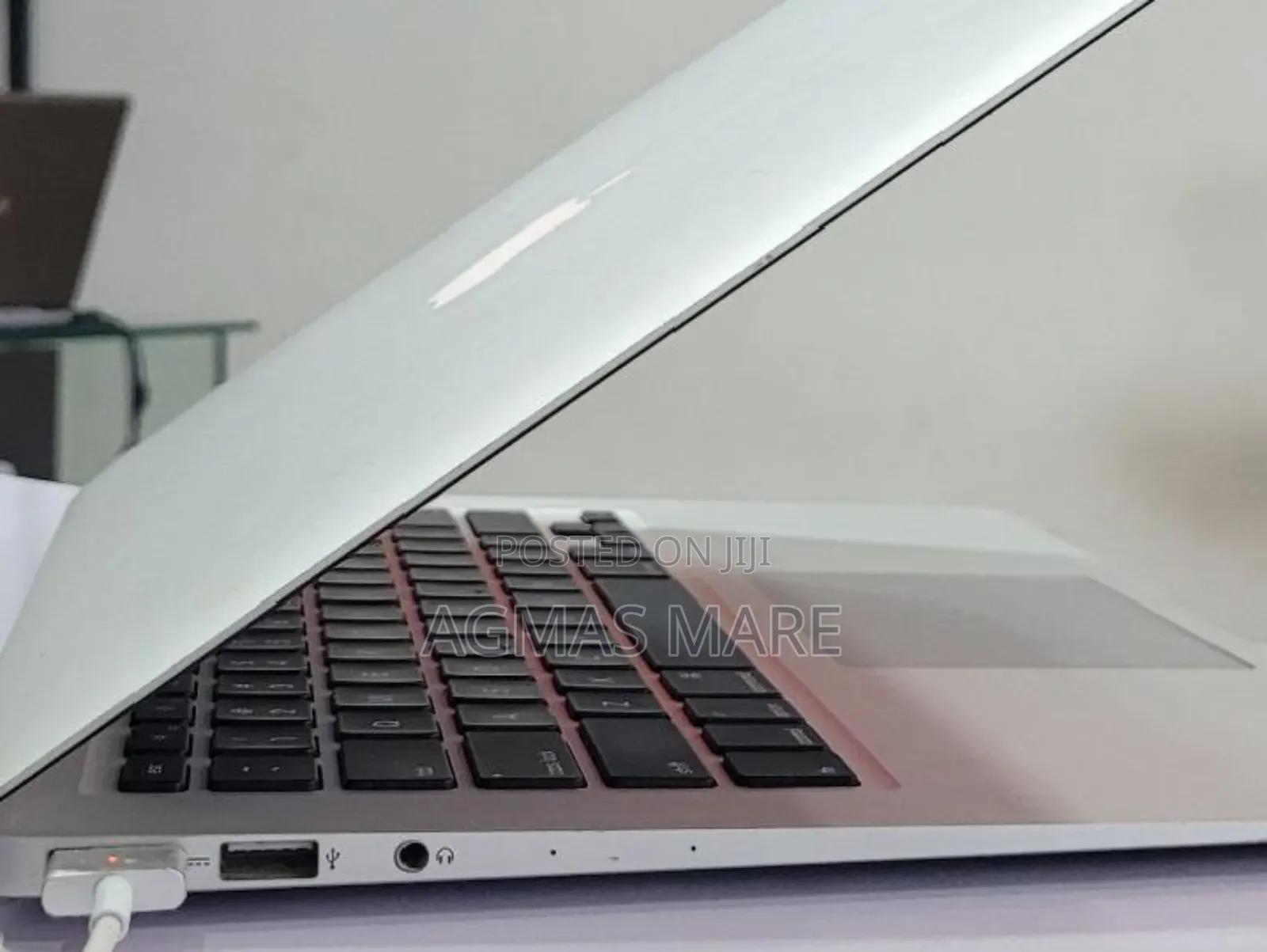 New Laptop Apple MacBook Air 2014 8GB Intel Core i7 SSD 512GB