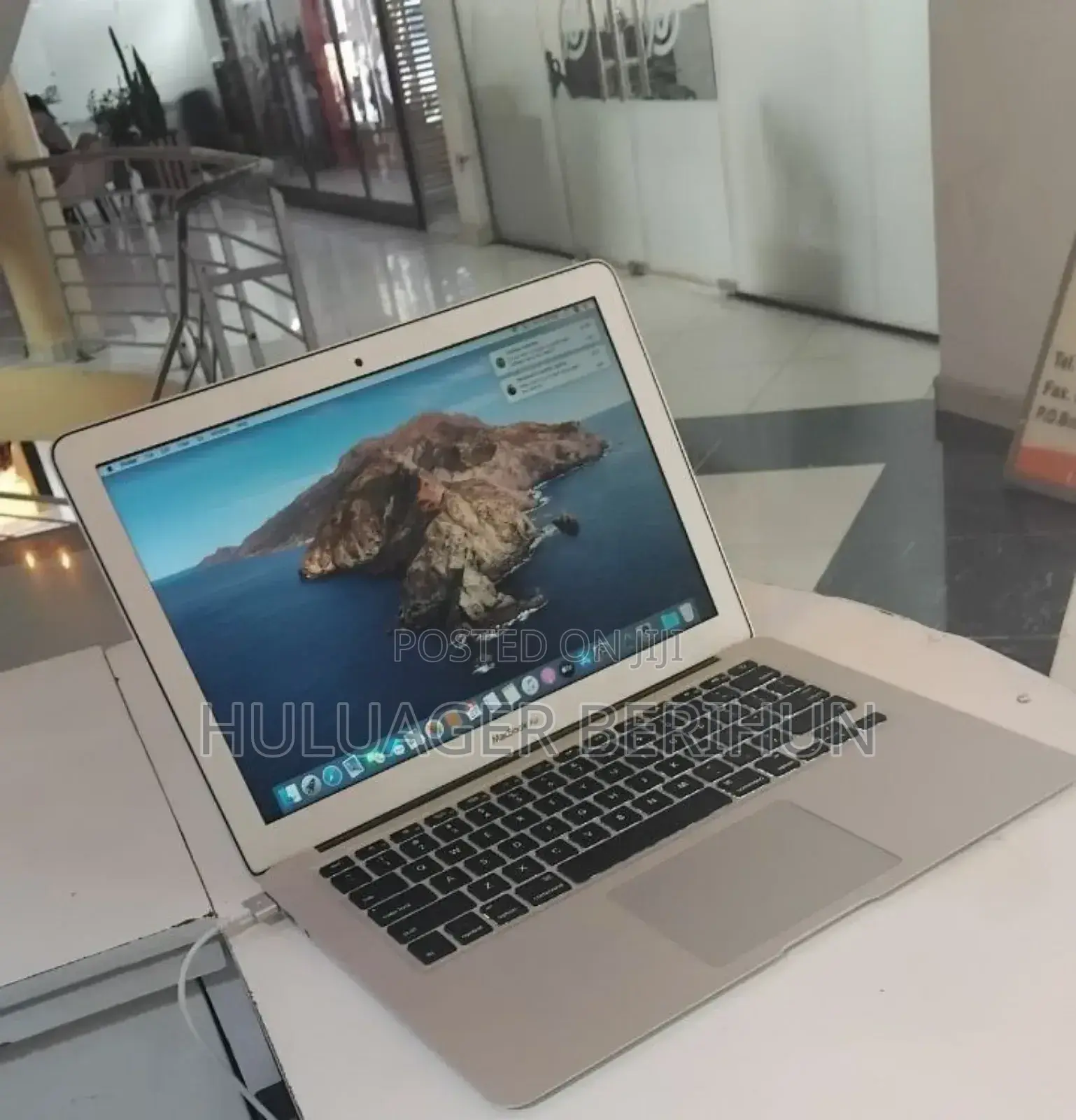 New Laptop Apple MacBook Air 2015 4GB Intel Core i5 SSD 256GB