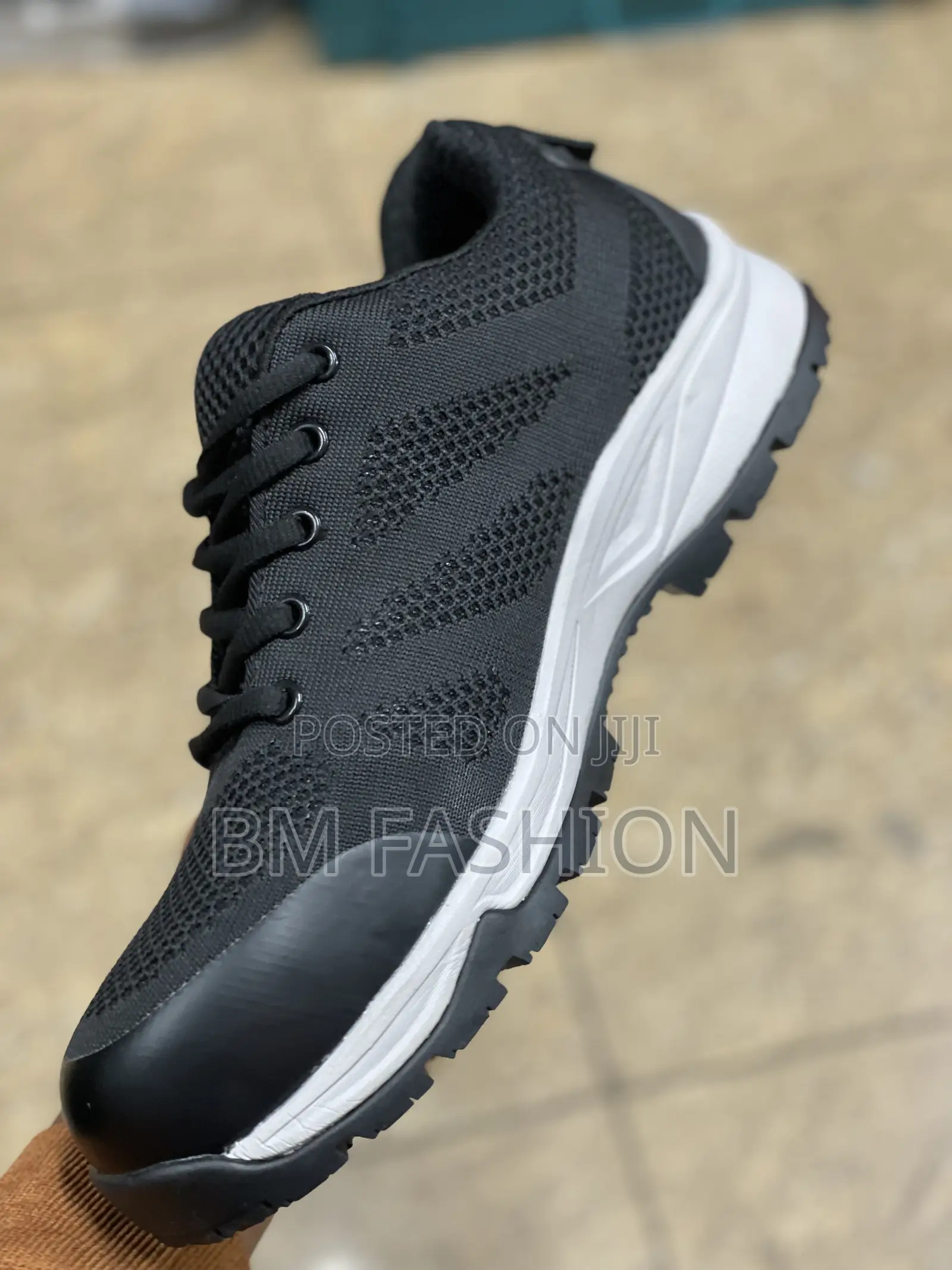 Safety First Casual Low Sneaker Type Safety Shoes for Officers