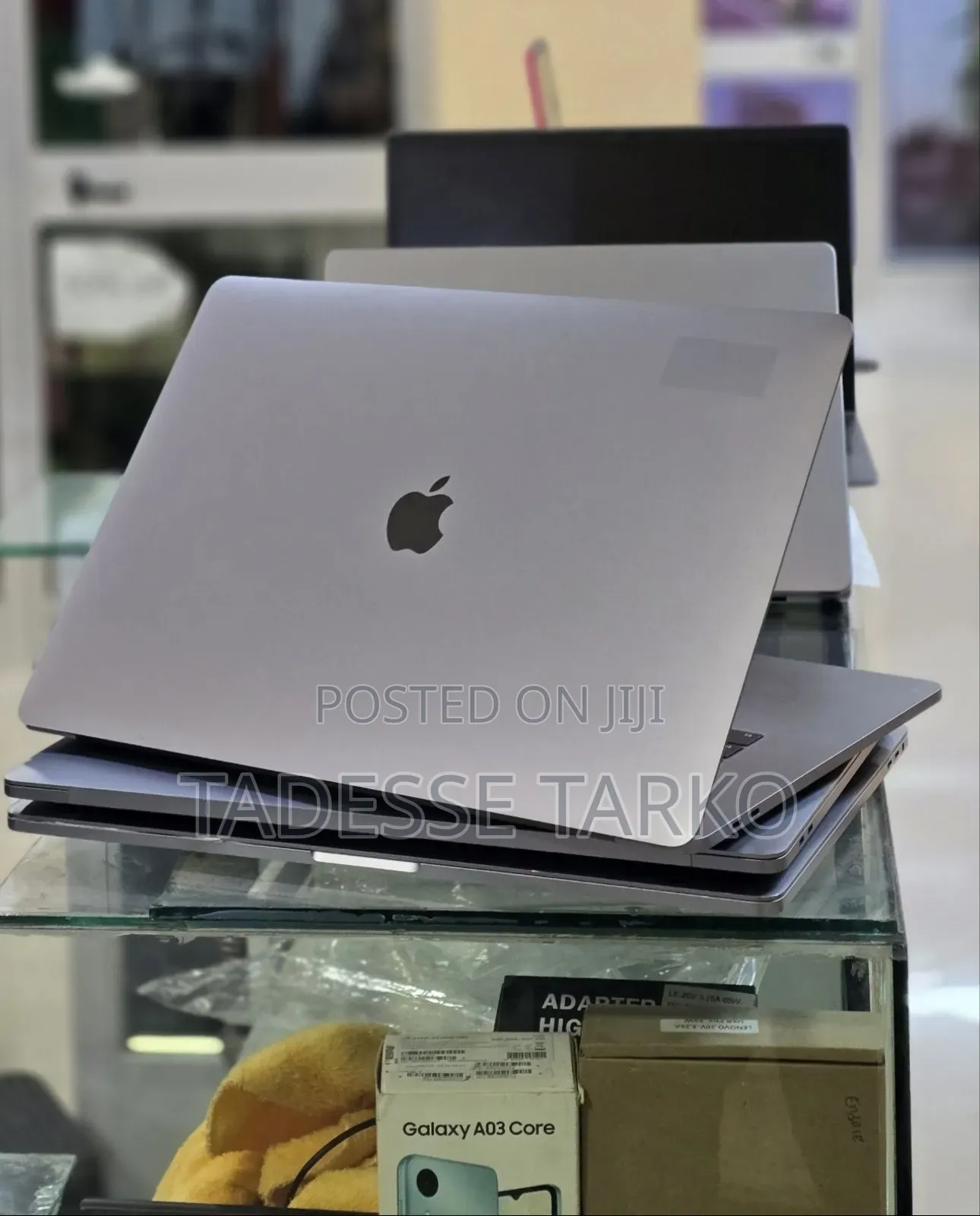 New Laptop Apple MacBook Pro 2017 16GB Intel Core i7 SSD 512GB