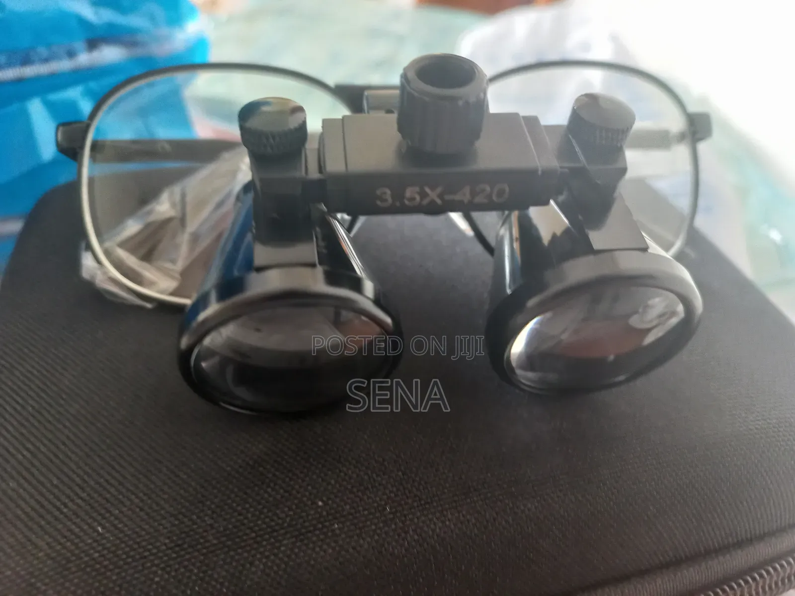 Magnifying Glasses for Dental Surgery
