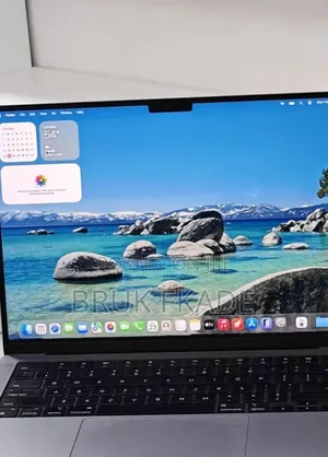 New Apple MacBook Pro 2023 M3 Pro 14-inch 8GB Apple M3 Pro SSD 512GB