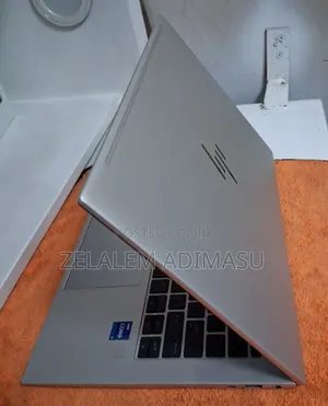 New Laptop HP EliteBook 840 G9 16GB Intel Core i7 SSD 1T