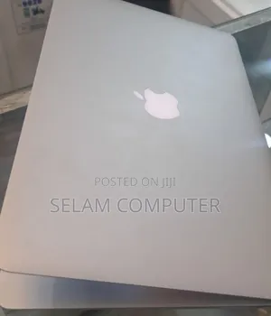 New Laptop Apple MacBook Pro 2017 8GB Intel Core i7 SSD 512GB