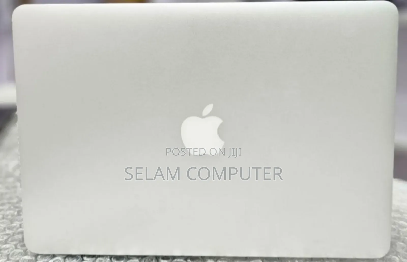 New Laptop Apple MacBook Pro 2017 8GB Intel Core i7 SSD 512GB