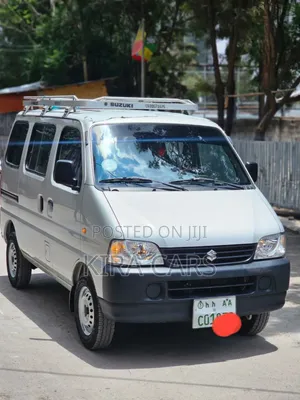 Suzuki Eeco 2025 Silver