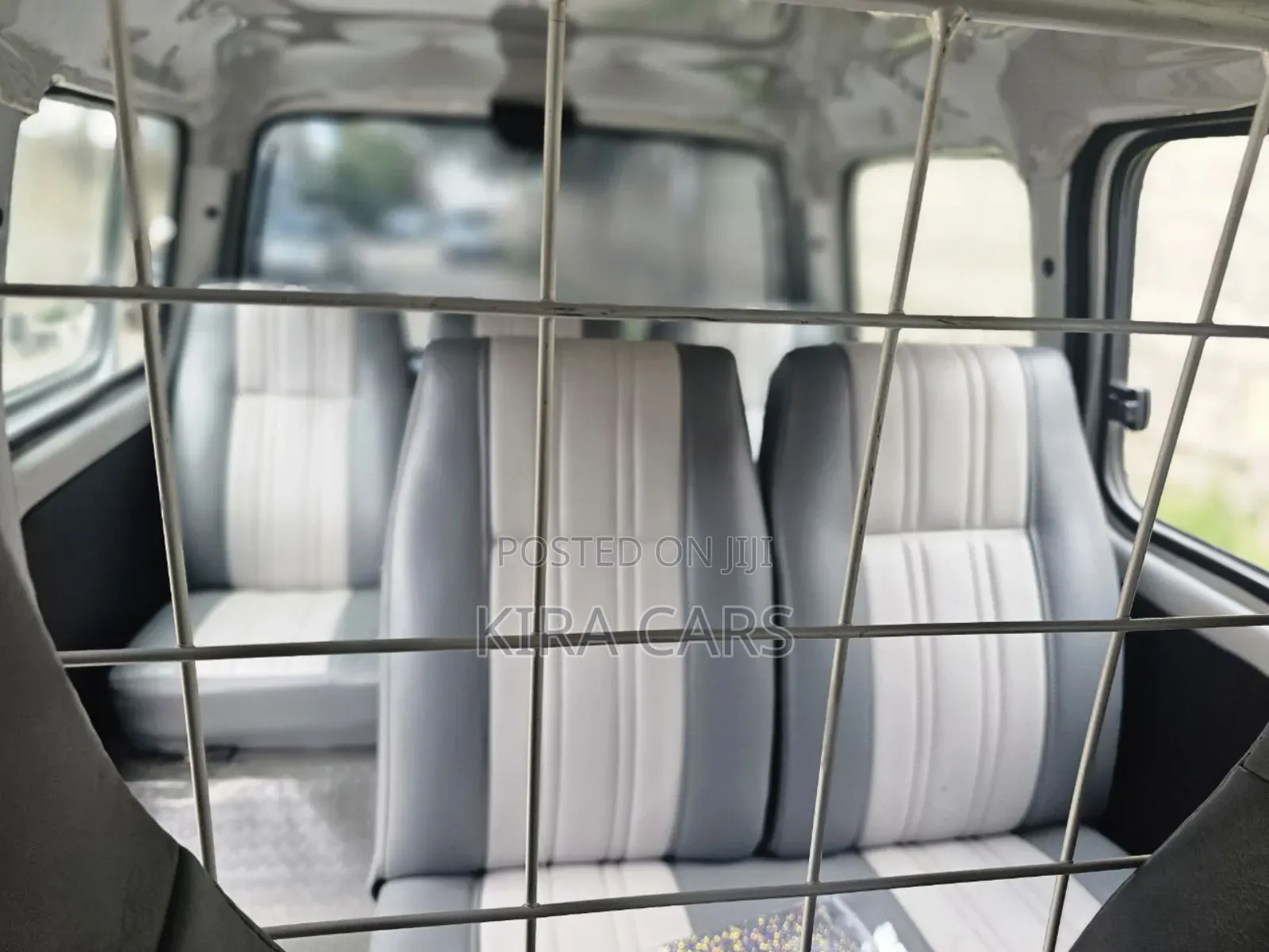 Suzuki Eeco 2025 Silver