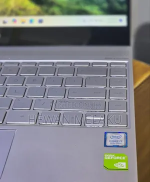New Laptop HP Envy 13 16GB Intel Core i7 SSD 512GB