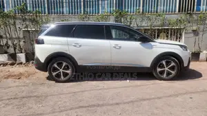 Peugeot 5008 2020 White