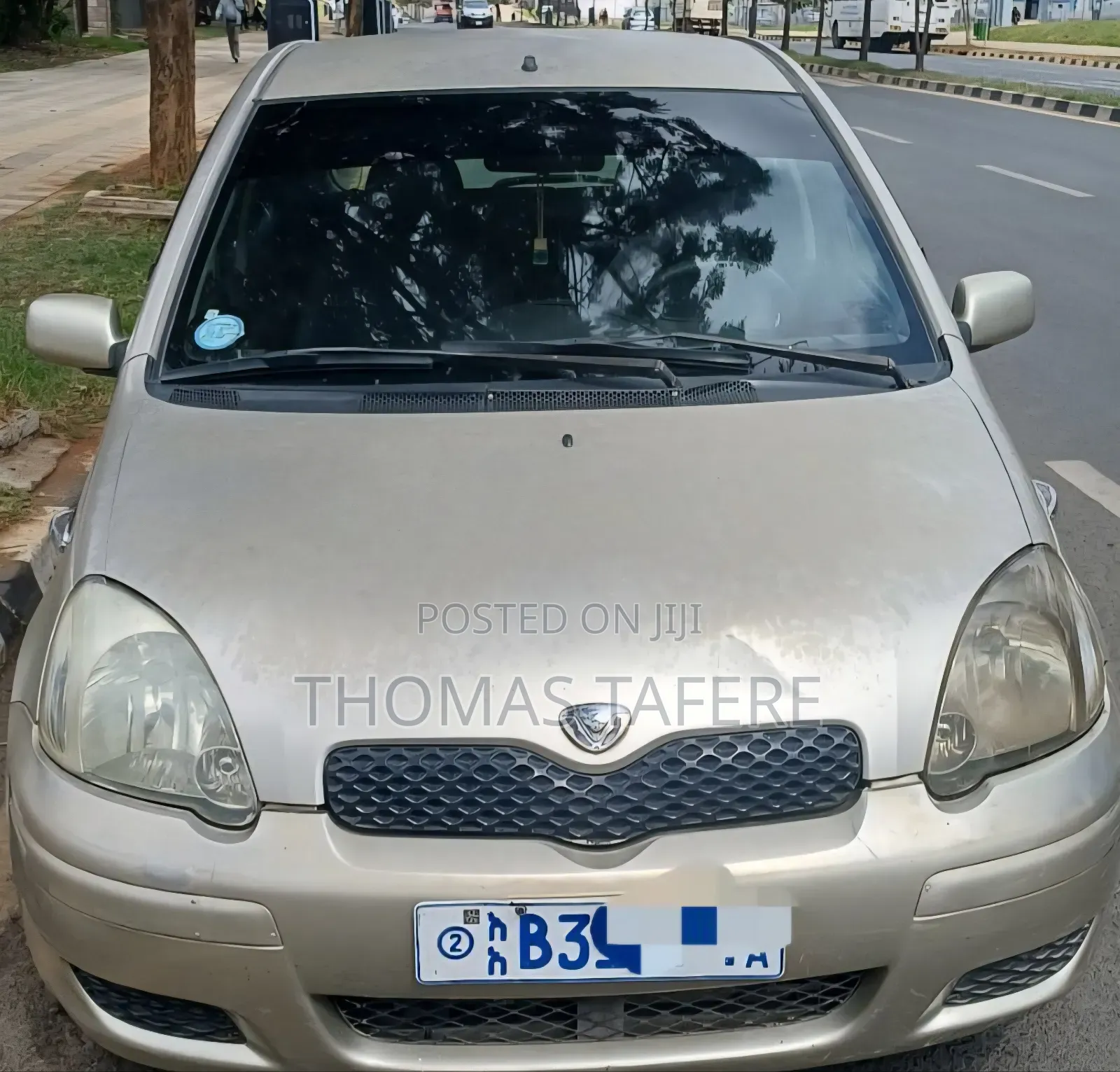 Toyota Vitz 2003 Silver